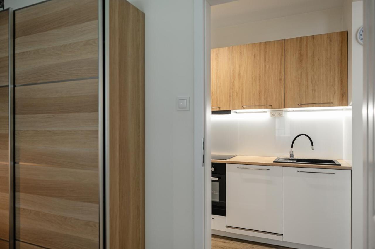 Apartamenty Mm - Rzezniczaka Zielona Góra Buitenkant foto